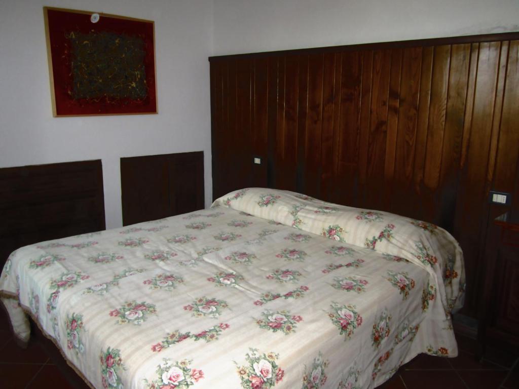 Aparthotel Castello Di Cisterna Gaglietole Zewnętrze zdjęcie